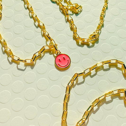 pink smile necklace